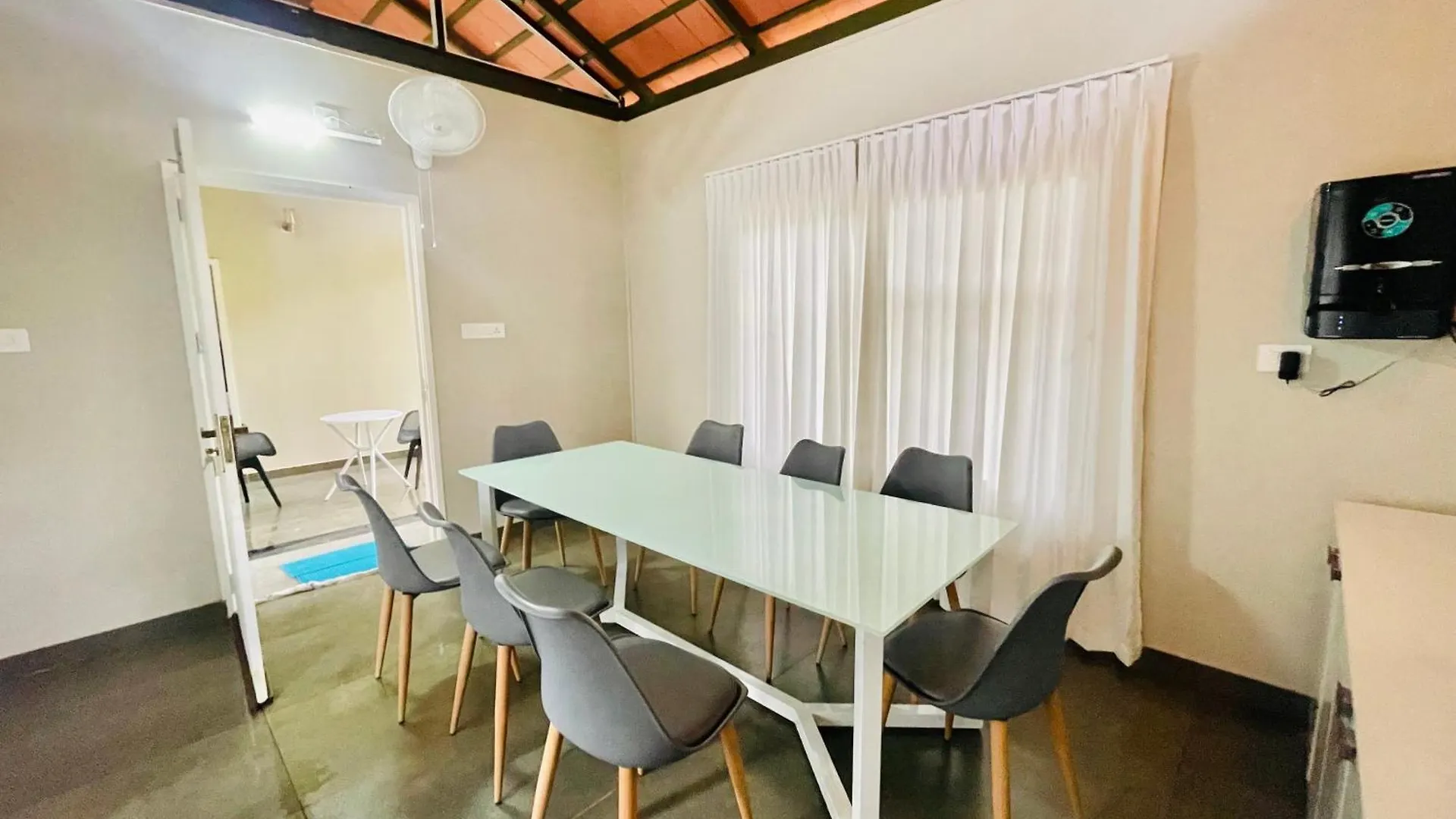 Villa The Hive At Druv Dakshin Farm Resort Padinjarathara India